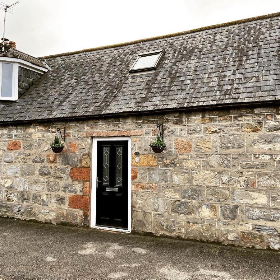 Islas Cottage, A Home In The Heart Of Speyside Dufftown Bagian luar foto