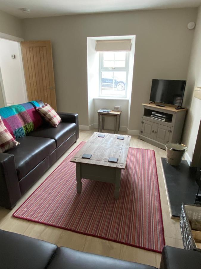Islas Cottage, A Home In The Heart Of Speyside Dufftown Bagian luar foto