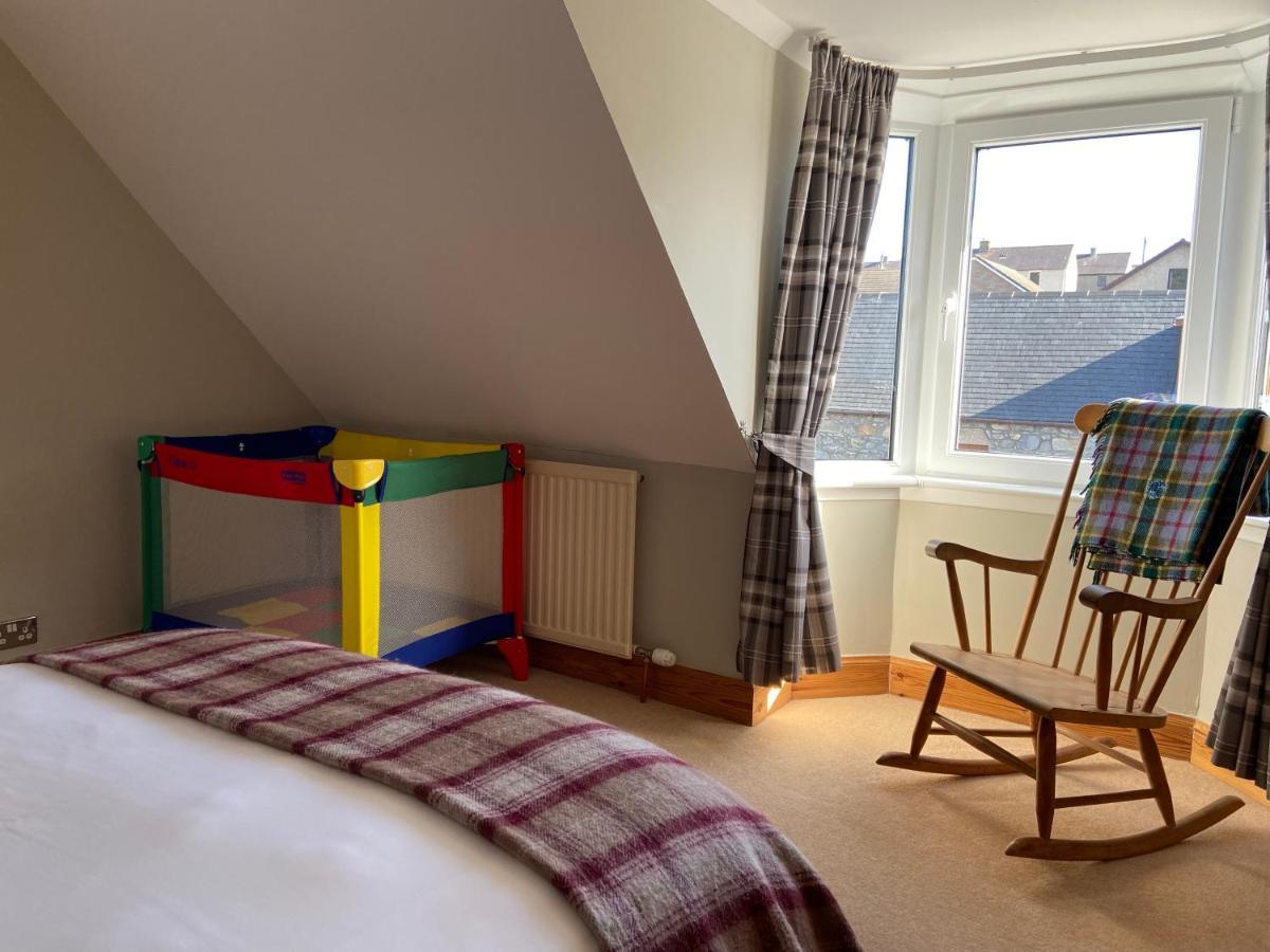 Islas Cottage, A Home In The Heart Of Speyside Dufftown Bagian luar foto